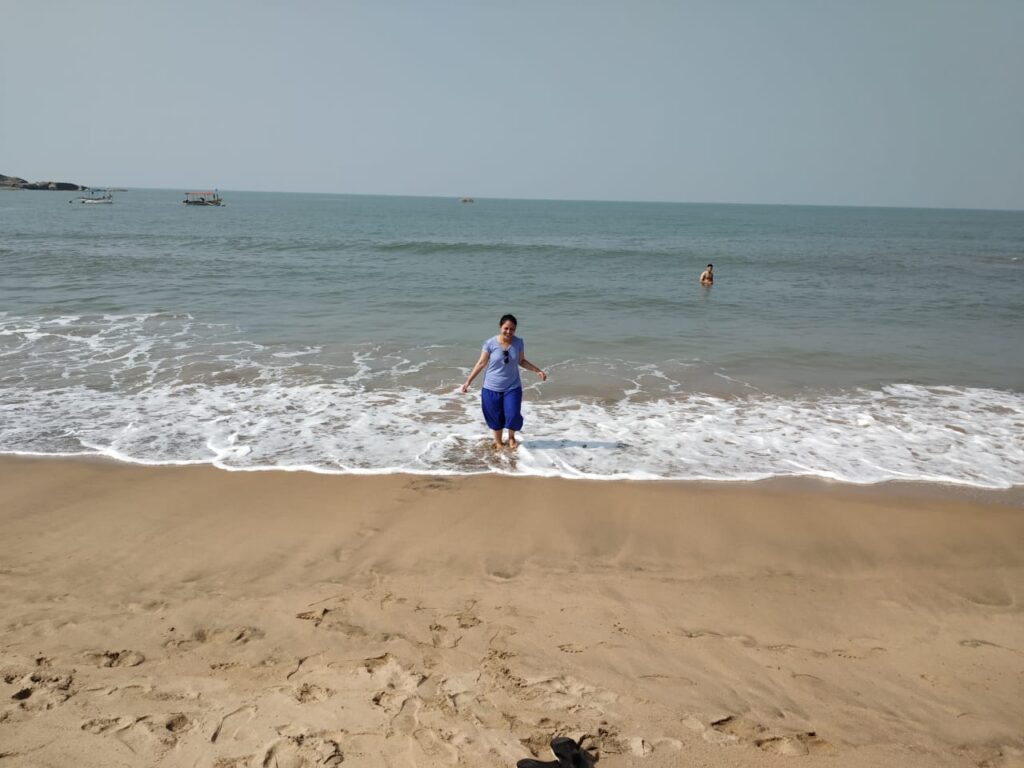 Agonda beach - clear white sand